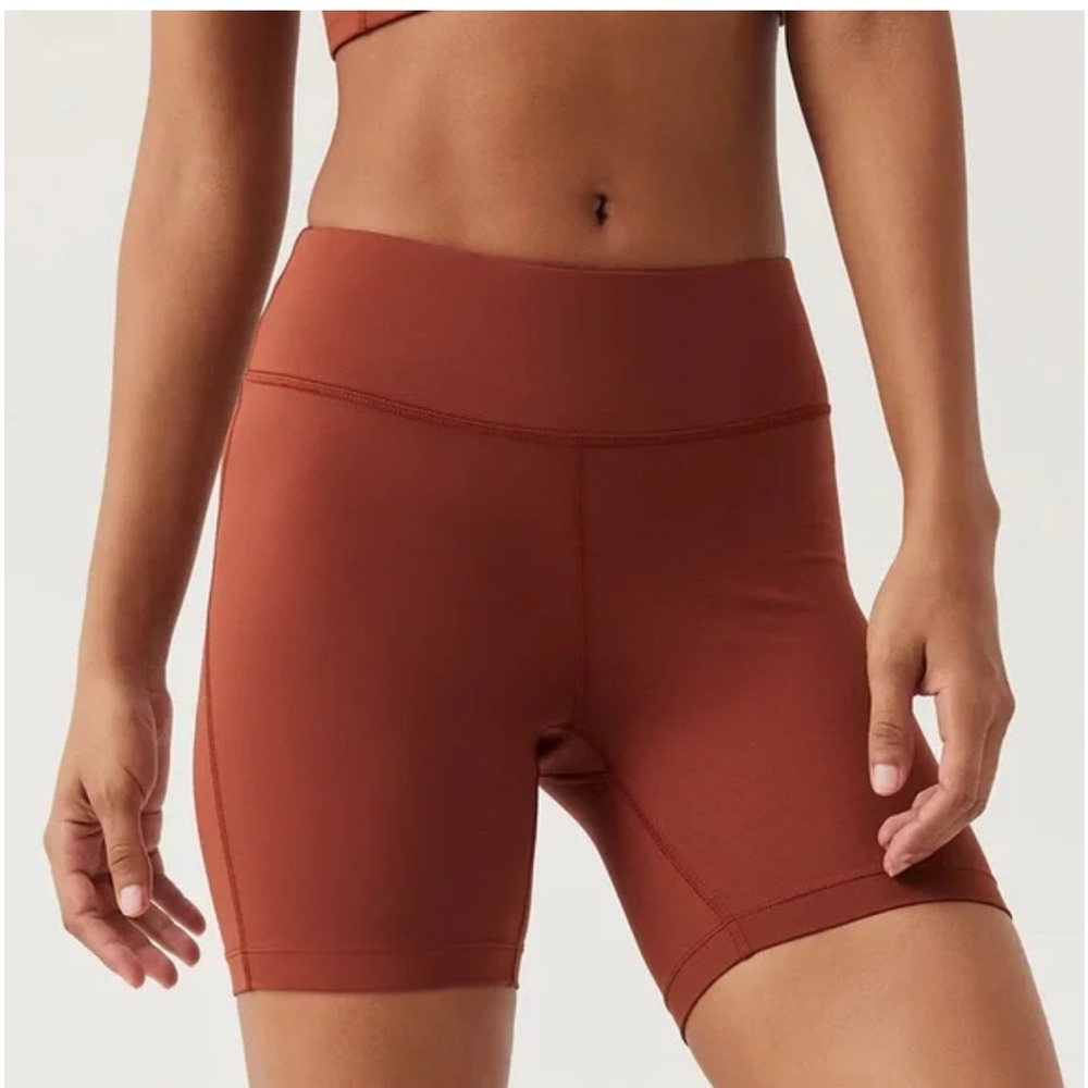 Move free 6’ shorts